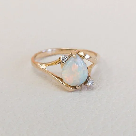 14K Gold Australian Opal & Diamond Ring – Vintage 1990s Setting, Size 6.75 - Picture 12 of 16
